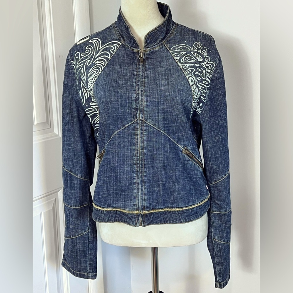 AKADEMIKS AKDMKS Y2K DENIM JACKET APPROX SZ L OPENING ON BACK POCKETS BLING
